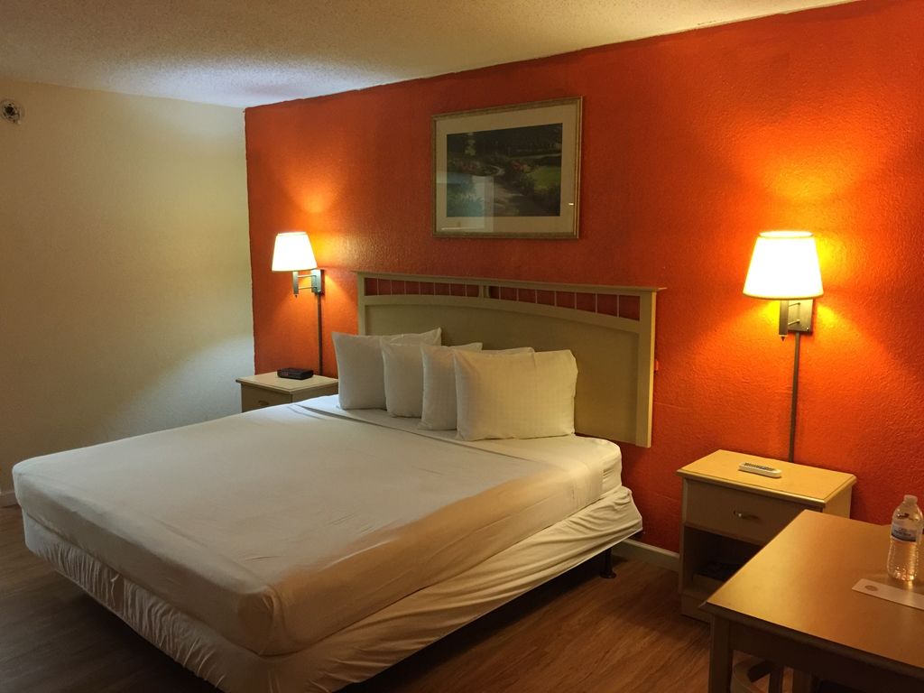 Country Hearth Inn- คิสซิมมี ห้อง รูปภาพ