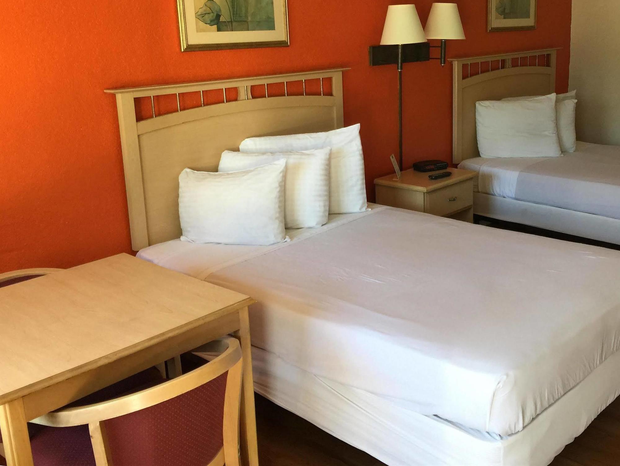 Country Hearth Inn- คิสซิมมี ภายนอก รูปภาพ