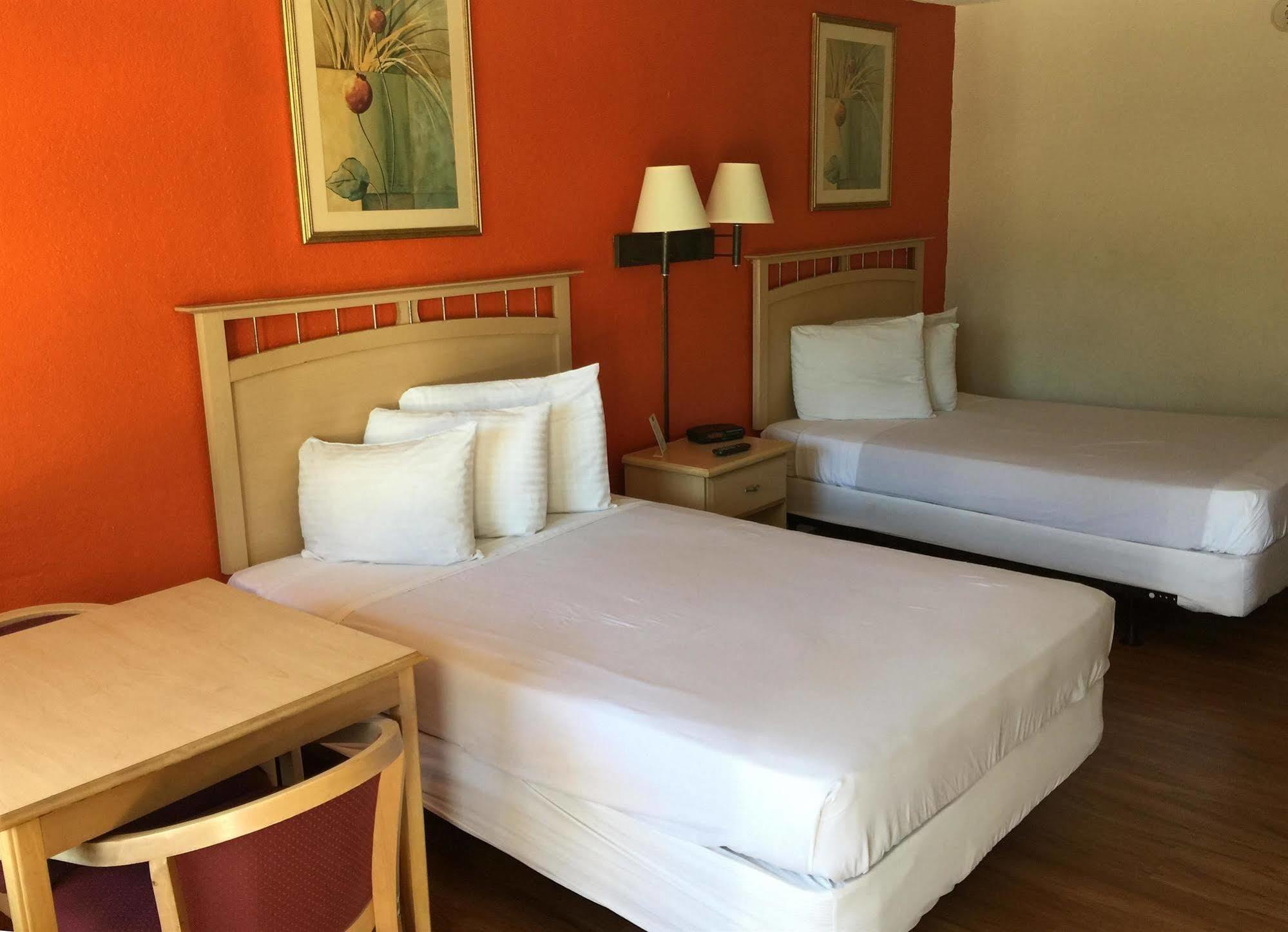 Country Hearth Inn- คิสซิมมี ภายนอก รูปภาพ